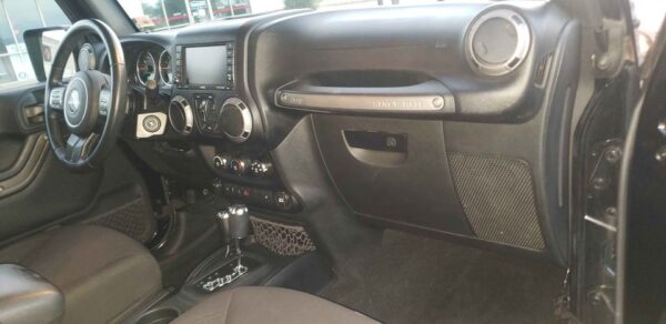 2017 jeep wragler 14